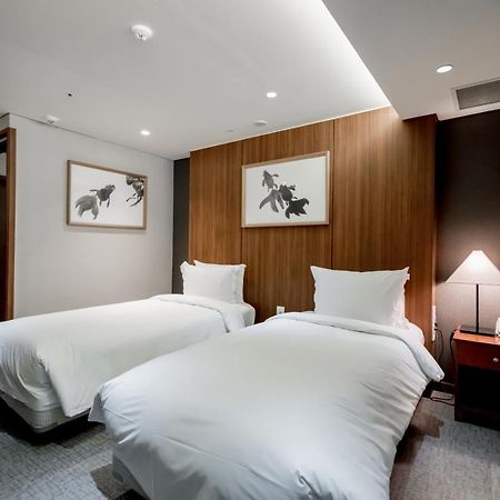 Oriens Hotel & Residences Myeongdong Seul Exterior foto